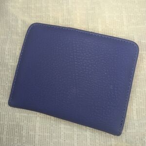 Chic Blue Leather Wallet
